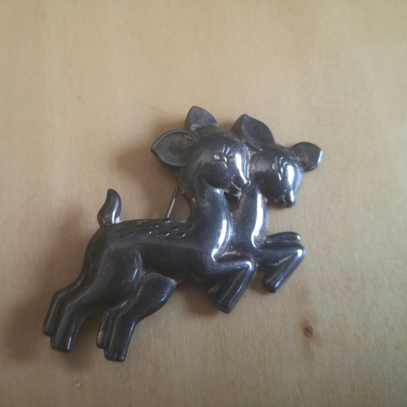 Vintage Jewelry - Vintage Cute Baby Deer Fawns Sterling Silver Pin